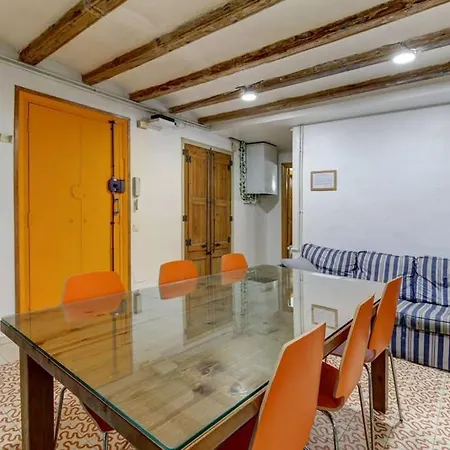 7 Pax Montserrat Ramblas Barcelona *