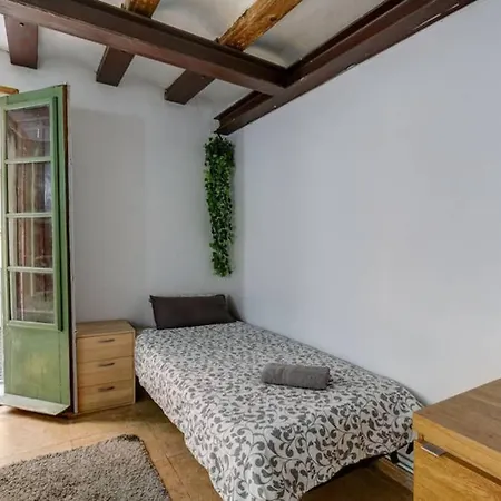 Apartment 7 Pax Montserrat Ramblas Barcelona