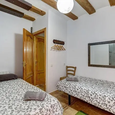 7 Pax Montserrat Ramblas Barcelona