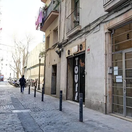 7 Pax Montserrat Ramblas Barcelona Appartamento Barcellona
